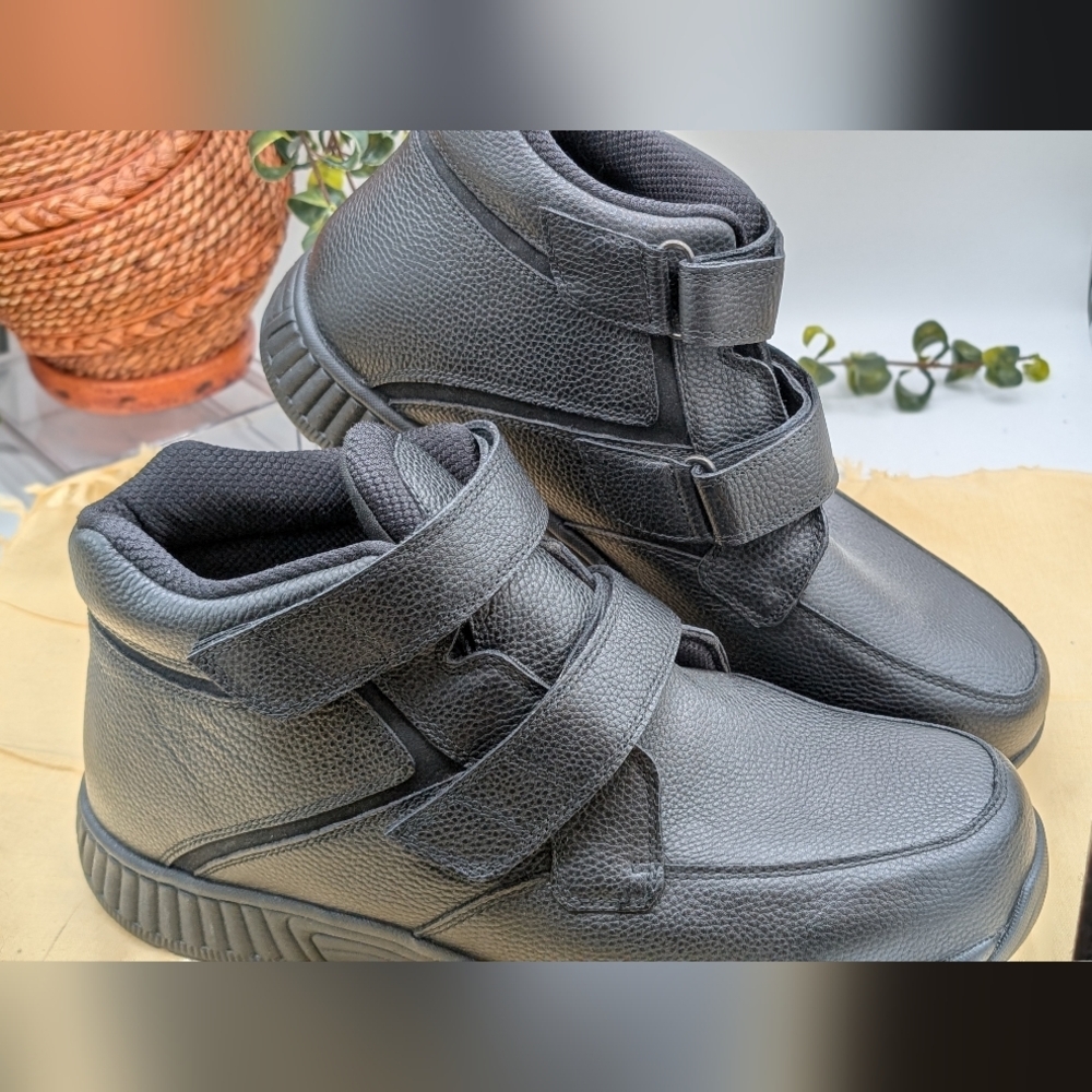 Orthofeet Men’s Size 13 4E Extra Wide #581‎ Black Strap Comfort Shoes Orthopedic